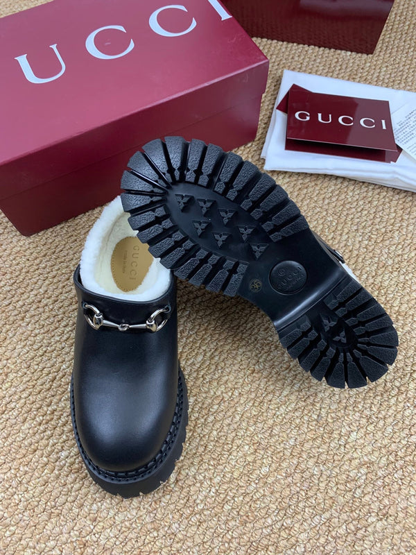 Gucci FW 25 Horsebit Suede Clog Black Leather with Shearling 506443
