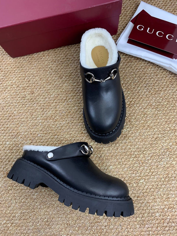 Gucci FW 25 Horsebit Suede Clog Black Leather with Shearling 506443