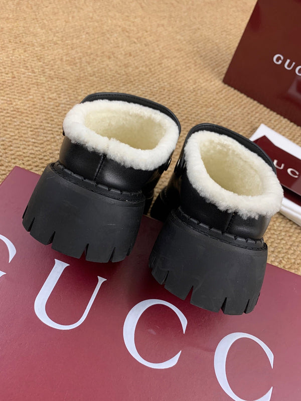 Gucci FW 25 Horsebit Suede Clog Black Leather with Shearling 506443