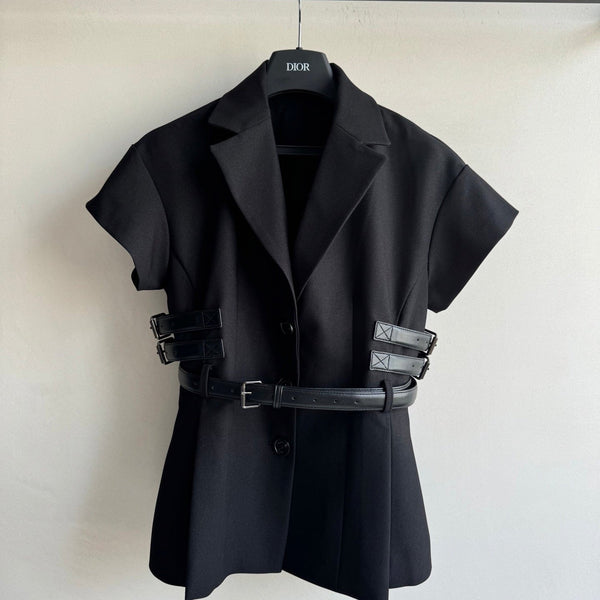 CD 25 Gilet con cintura in lana e viscosa nera