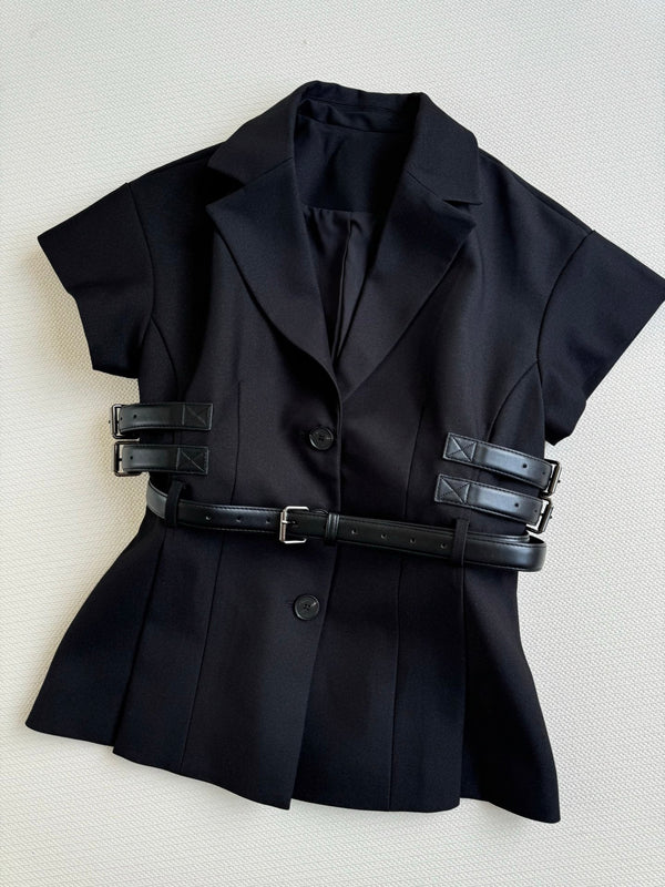 CD 25 Gilet con cintura in lana e viscosa nera