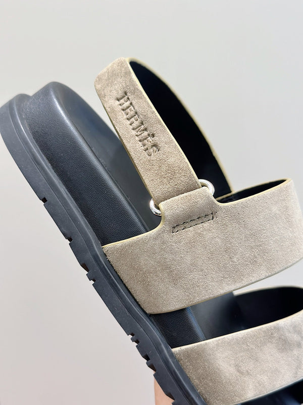 HM GENIUS SANDAL LIGHT GRAY SUEDE