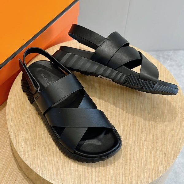 Sandali elettrici da uomo HM in pelle di vitello nera 547685