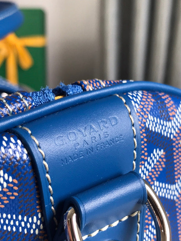 BORSA BOSTON 50 IN TELA GOYARDINE BLU ZAFFIRO E FINITURE IN PELLE DI VITELLO