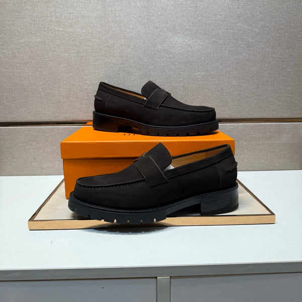 Mocassino HM da uomo 25 Klement in pelle scamosciata color cioccolato scuro 701601