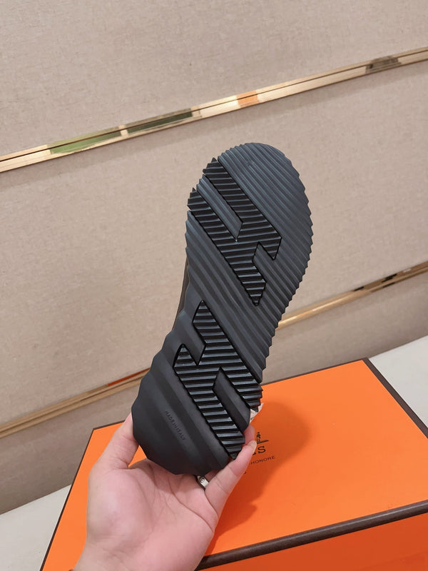 HM BOUNCING SNEAKER BLACK CALFSKIN