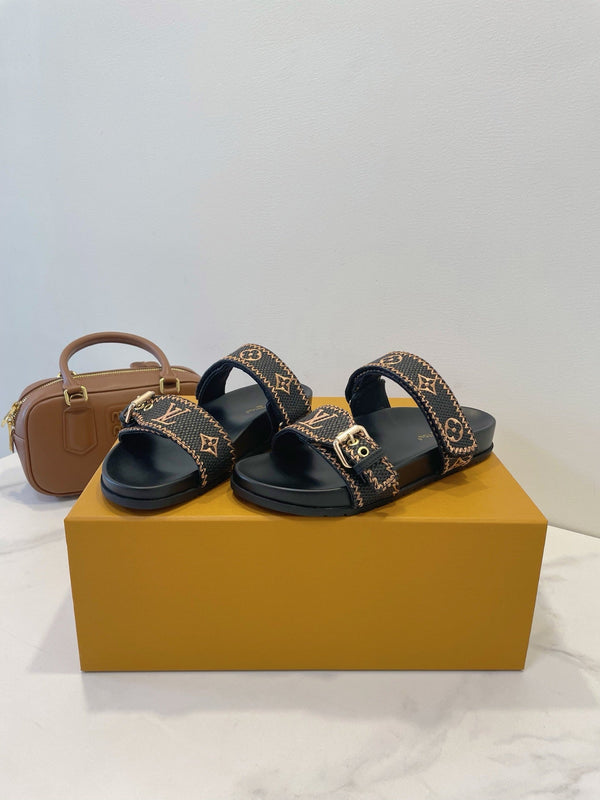 Bom Dia Flat Comfort Mule Marrone Nero Monogramma Stampa in Rilievo Classico 241335