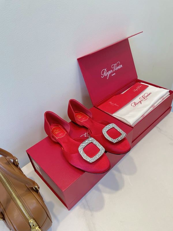 Viv Chips Ballerina Flat Red Silk 329266