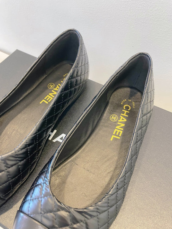 CC 25A Ballet Flat Quited Black Sheepskin 530541