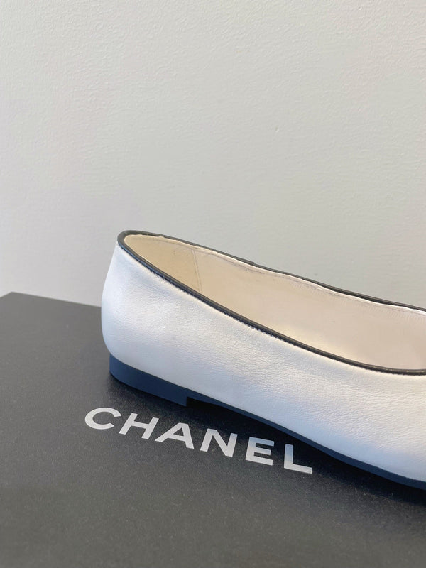 CC Classic Dancing Shoes Black White Sheepskin 530543