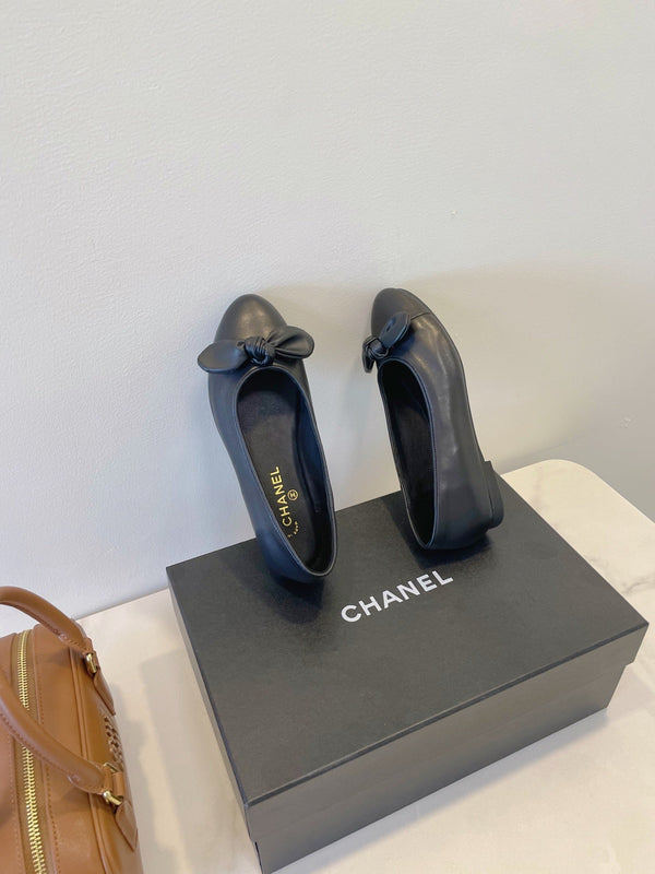 CC Classic Dancing Shoes Black Sheepskin 530544