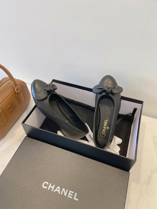 CC Classic Dancing Shoes Black Sheepskin 530544