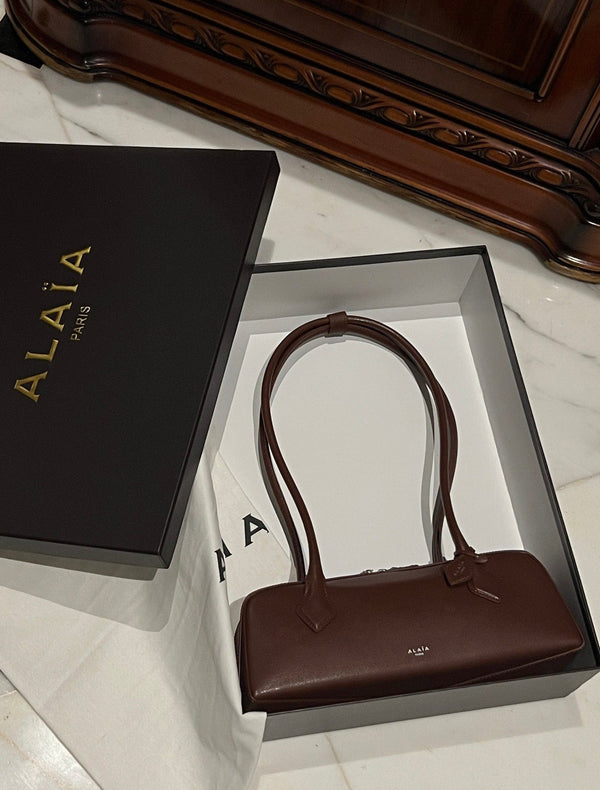 LE TECKEL MEDIUM BAG 33 IN QUINCY BROWN GOATSKIN