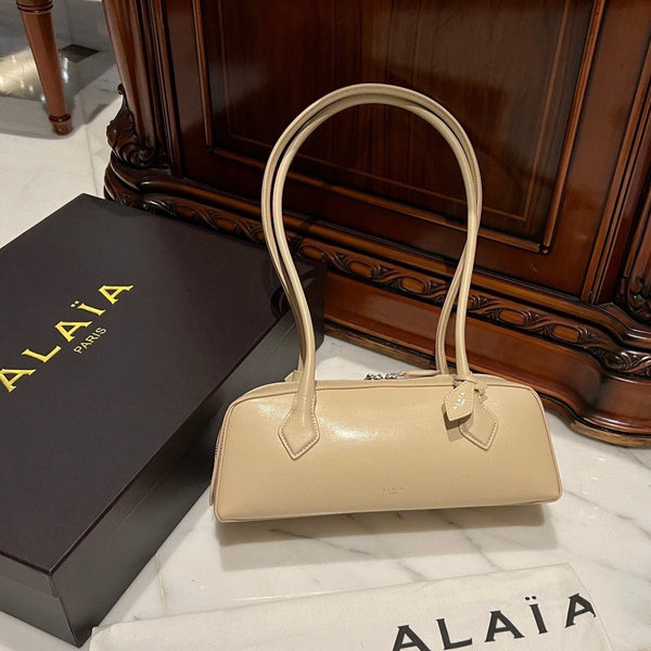 LE TECKEL MEDIUM BAG 33 IN EGG NOG GOATSKIN