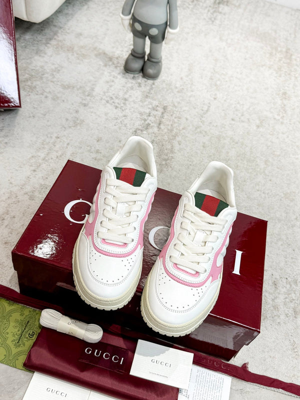 Sneaker GG Re-Web da uomo in pelle di vitello bianca e rosa 534246