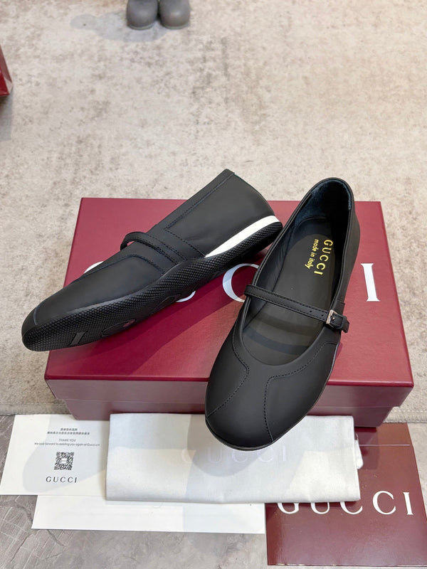 GG Shift Mary Jane Black Leather 824473