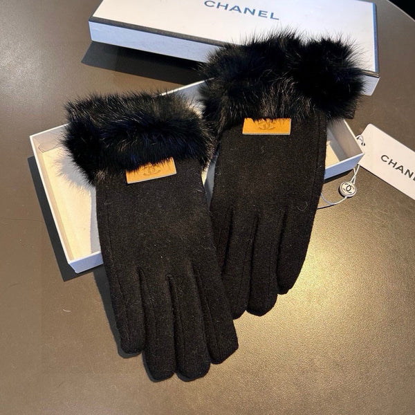 GLOVES IN BLACK WOOL AND RABBIT FUR 420535