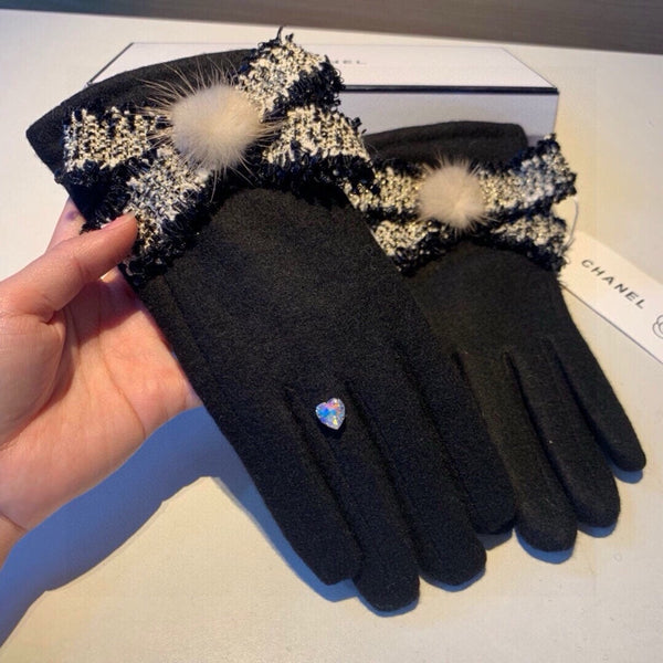 GLOVES IN BLACK WOOL 420536