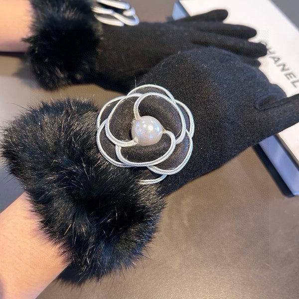 GLOVES IN BLACK WOOL WITH RABBIT FUR 439141