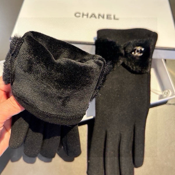 GLOVES IN BLACK WOOL WITH RABBIT FUR 456297