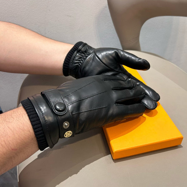 GLOVES WITH BUTTON IN BLACK SHEEPSKIN 456347