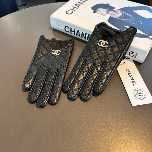 GLOVES IN BLACK LAMBSKIN 465006