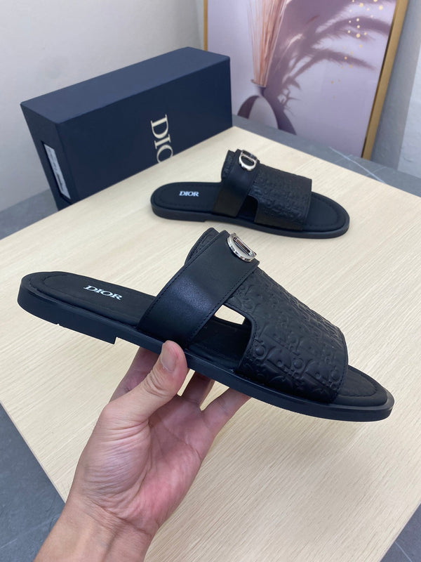 CD SYMBOL SLIDE CUT SANDAL BLACK CALSKIN