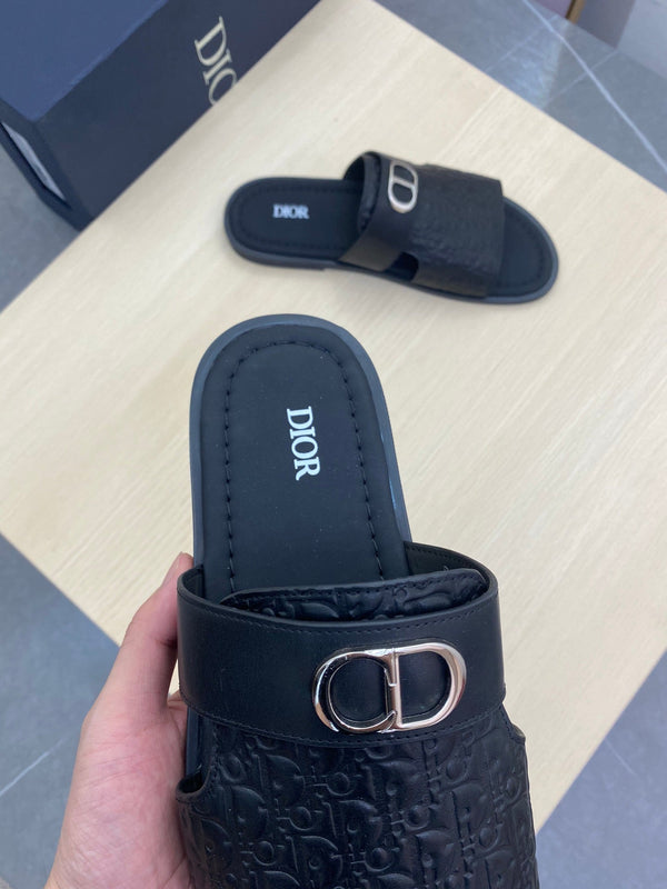 CD SYMBOL SLIDE CUT SANDAL BLACK CALSKIN