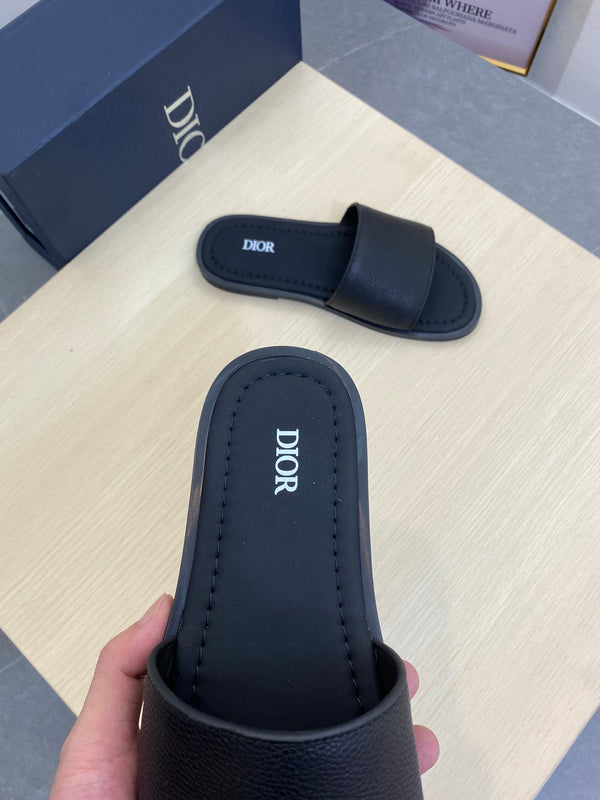 CD SLIDE ALIDAS SLIPPER BLACK GRAINED CALFSKIN