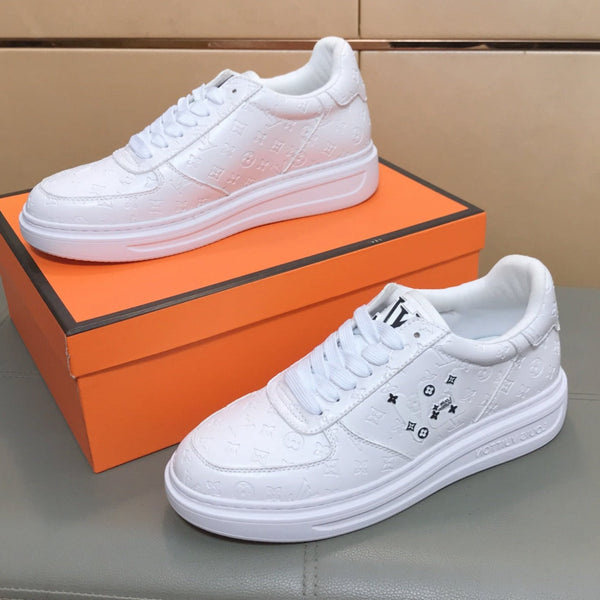 LV TRAINER SHOES IN WHITE CALFSKIN
