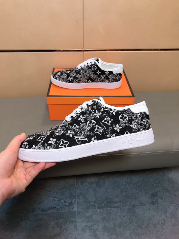 LV TRAINER BLACK MIX WHITE MONOGRAM JACQUARD