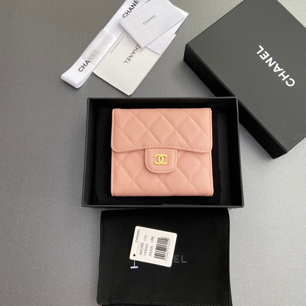 CC 82288 Portafoglio classico con patta rosa chiaro caviale GHW 229888
