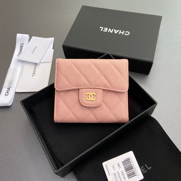CC 82288 Portafoglio classico con patta rosa chiaro caviale GHW 229888
