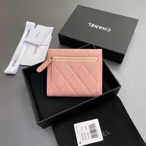 CC 82288 Portafoglio classico con patta rosa chiaro caviale GHW 229888