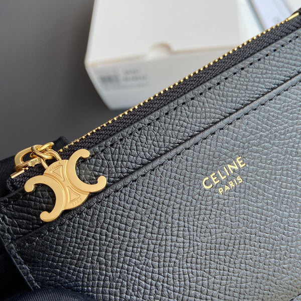TRIOMPHE Zipped Card Holder Charms Beige Grained Cowhide
