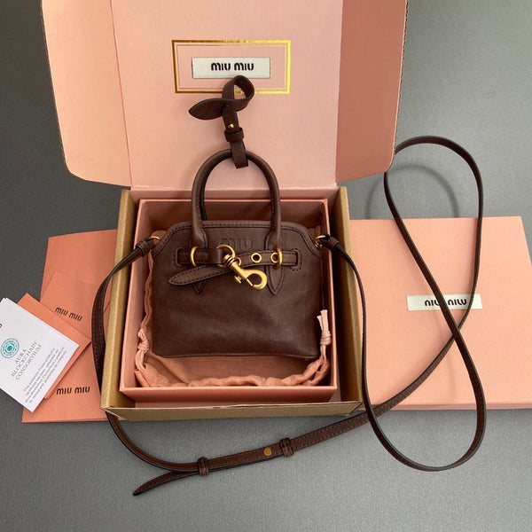 Borsa Miu 12.5 Aventure in nappa Briarwood 240401