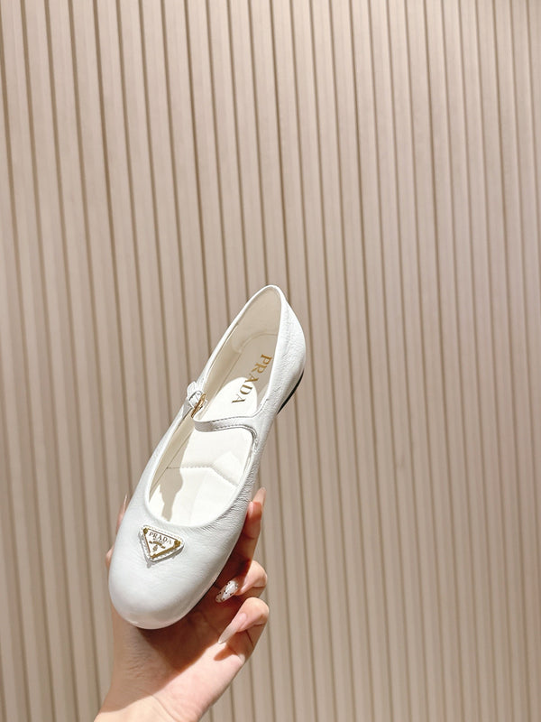PRA 25s Ballet Flats with Small Buckle White Cowhide 449711
