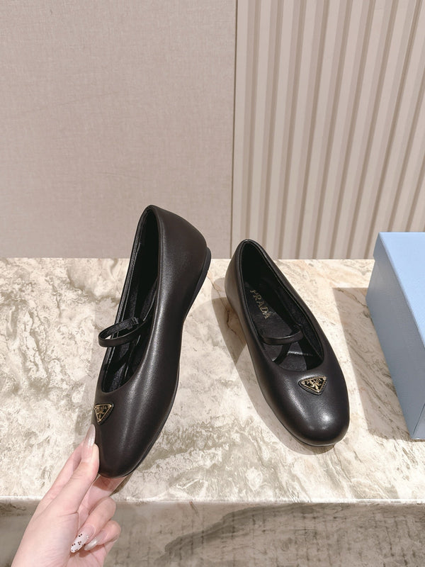PRA 25s Ballet Flats Black Cowhide 449718