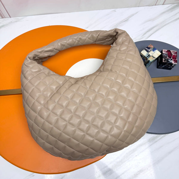Sac porté épaule YSL Icarino grand modèle en cuir matelassé beige 286004
