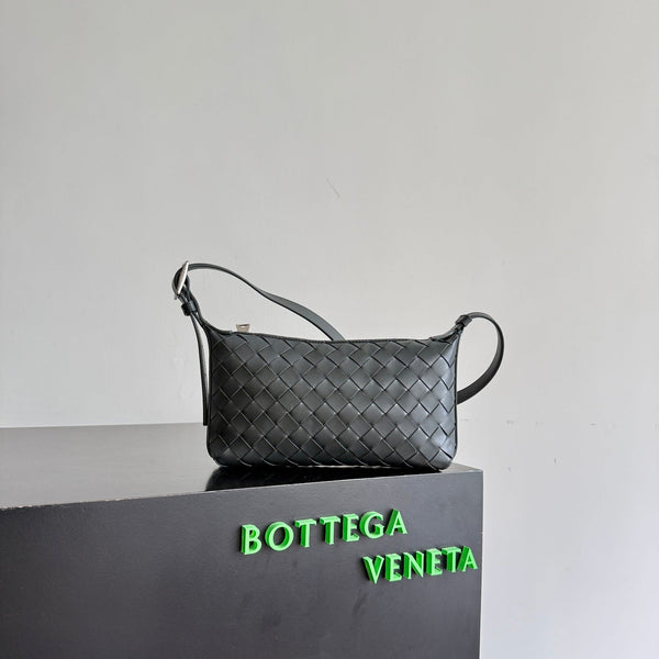 BV Traveler Phone Pouch Black Intrecciato Calfksin