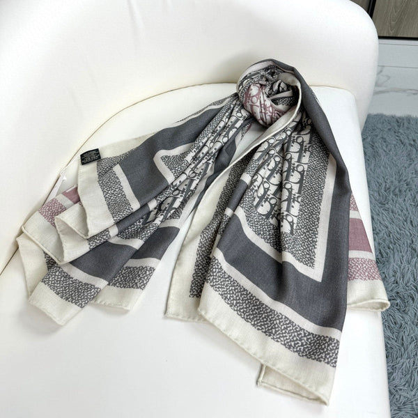 CD 26s Scarf 140cm Silk & Cashmere 304568