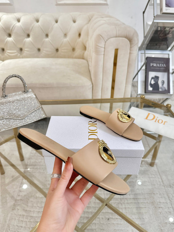 CD 26s Sandals Beige Leather 667115