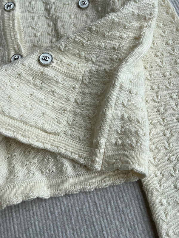 Chanel 25P Cardigan Beige Cashmere 220196