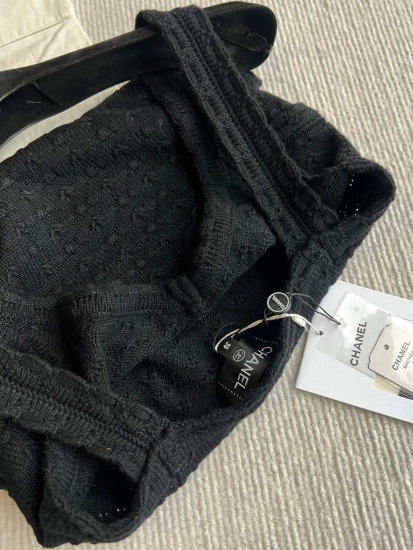 Chanel 25P Camisole Black Cashmere 220191