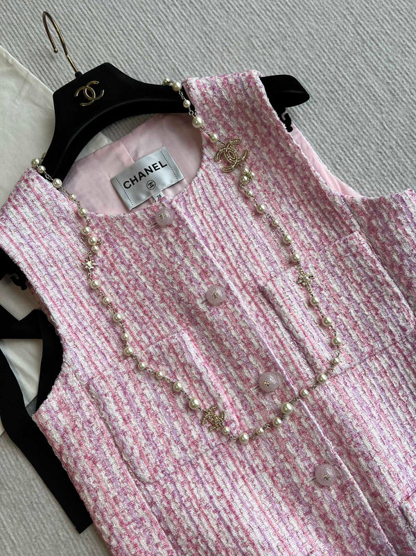 Chanel 25P Gilet Pink Cotton and Wool Tweed 235902