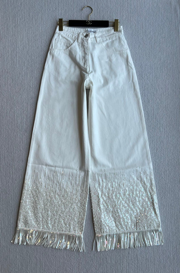 Pantaloni a gamba larga con perline e nappe in denim bianco CC 25SS 277238