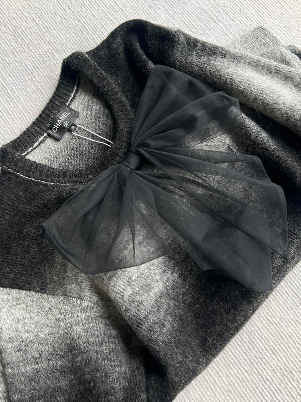 Chanel 25 Pull Ras du Cou Nœud Noir Gris Cachemire 316413
