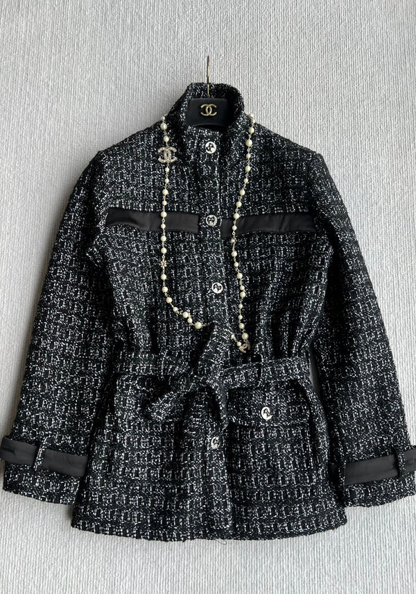 Chanel 2025 Veste à Ceinture Laine Cachemire Noire 318587