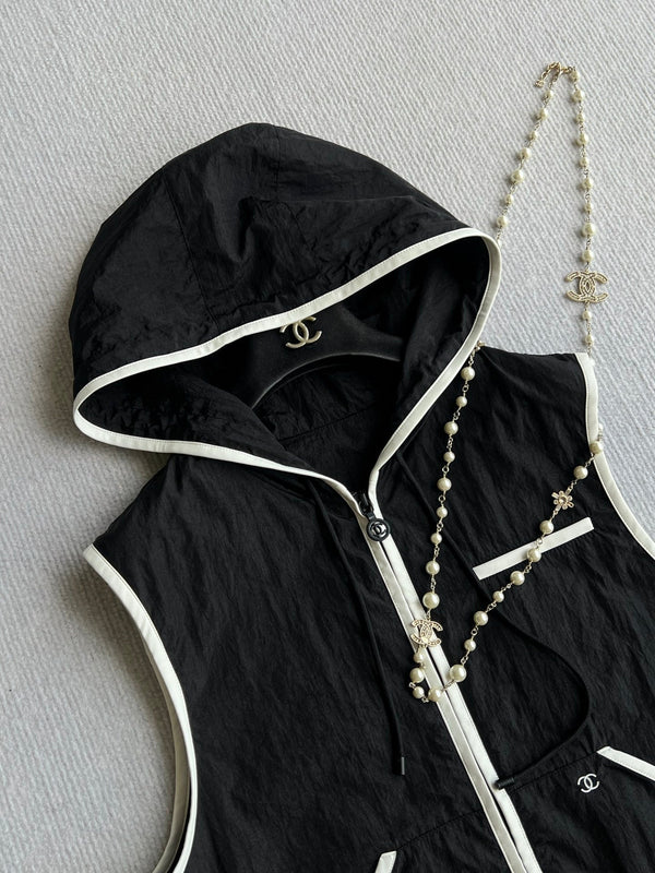 CC 26s Hooded Vest Jacket Black Polyester 385226