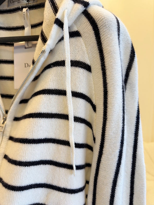 CD 25 Hooded Cardigan White Black Wool